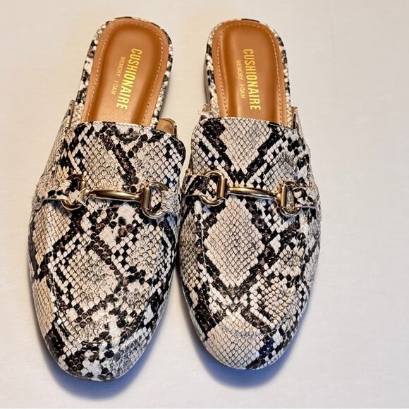 Cushionaire Women’s Memory Foam Low Heel Snakeskin Slip On Mule Sz 8.5 NWOT - Picture 4 of 5